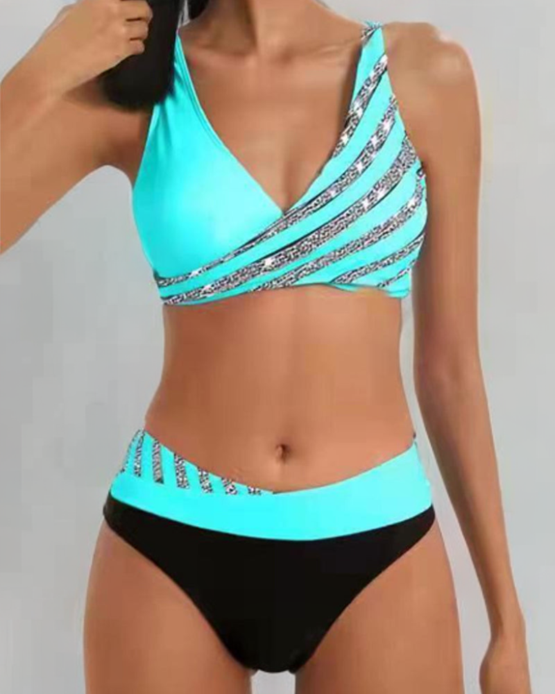 Dóra | Keresztpántos Bikini Szett Női V-nyakú
