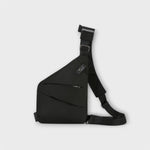 Bernadett | Crossbody Táska Férfi Háromszög Alakú Vállpántos