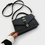 Borbála | Crossbody Táska Női Átvetős Csat Díszítéssel