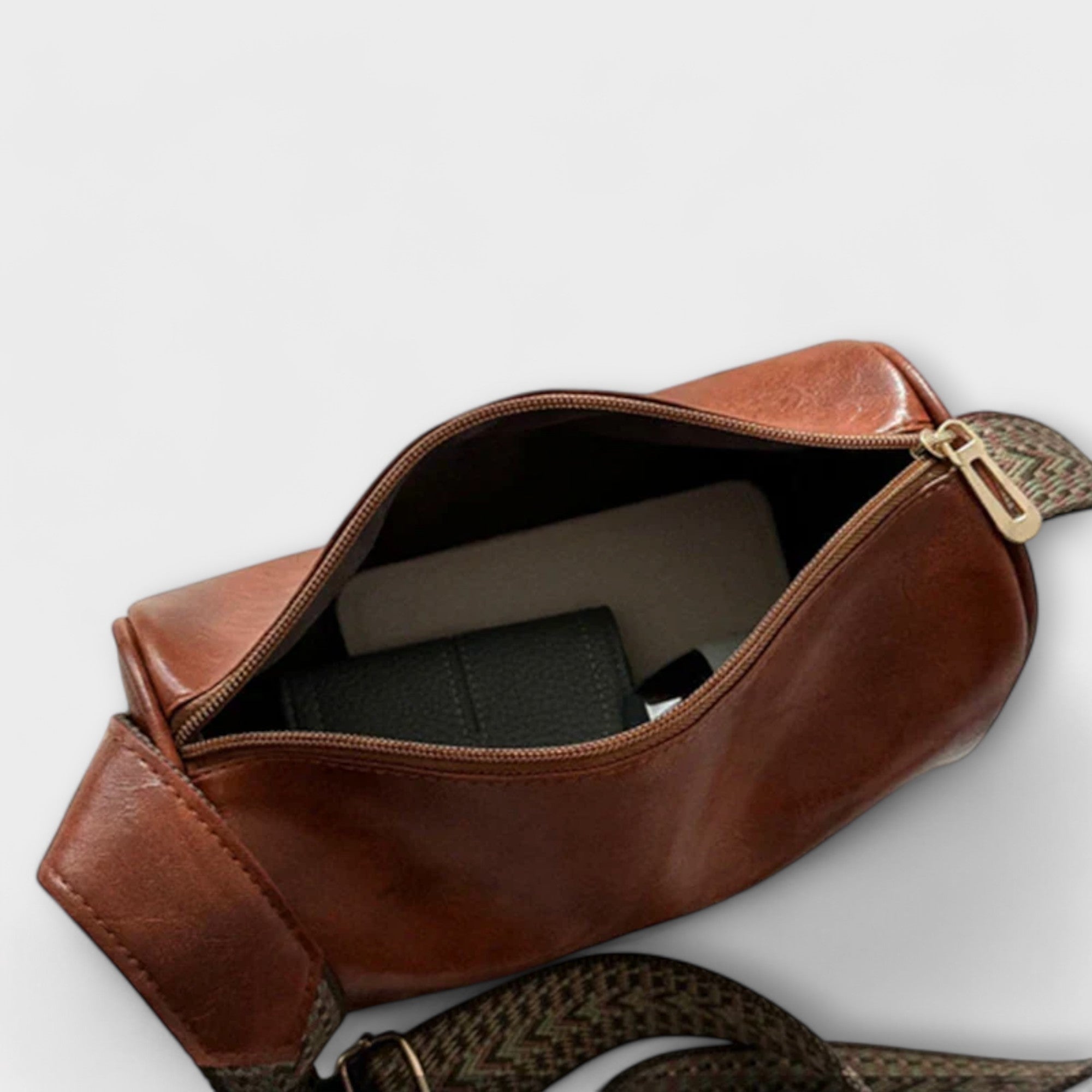 Dóra | Crossbody Táska Női Bőr Szőtt Pánttal
