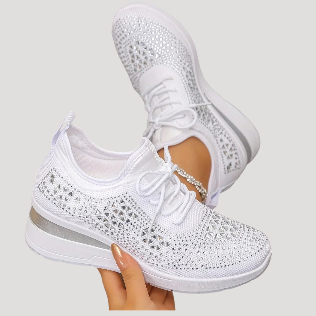 Dóra | Női Platform Sneaker Strasszos Sportcipő