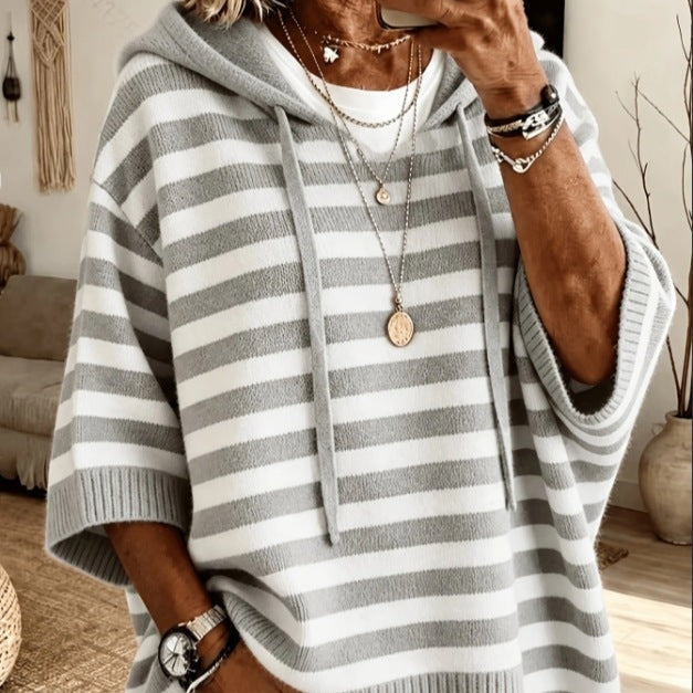 Elisa | Strickponcho mit Kapuze Damen Oversize