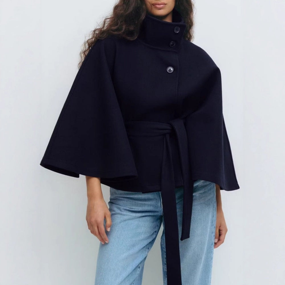 Gabriela | Cape-Mantel mit Gürtel Damen Stehkragen Wolloptik