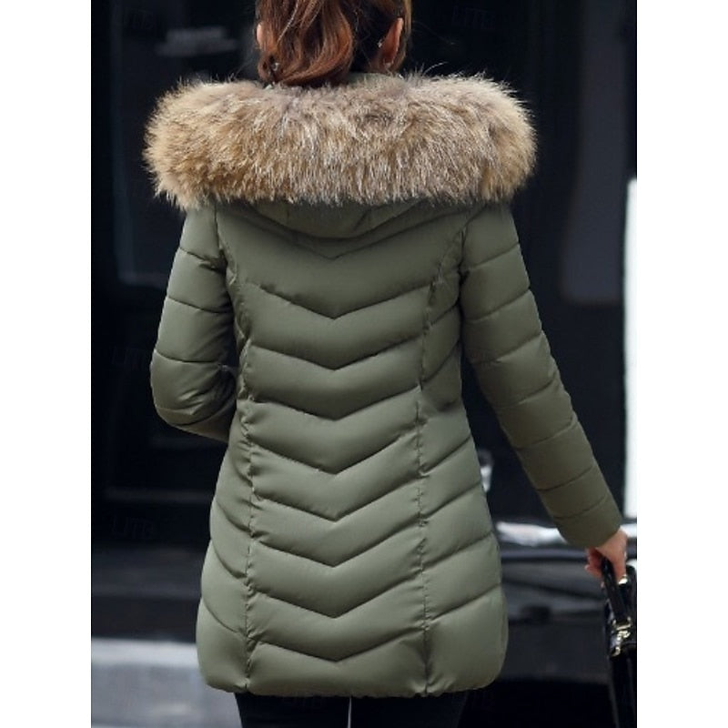 Hannah | Daunenjacke Damen mit Fellkapuze Gesteppt Winterparka