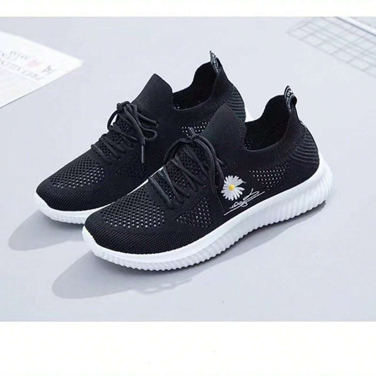 Josephine | Sneaker Damen Strick Blumenstickerei Schnürschuh Leicht