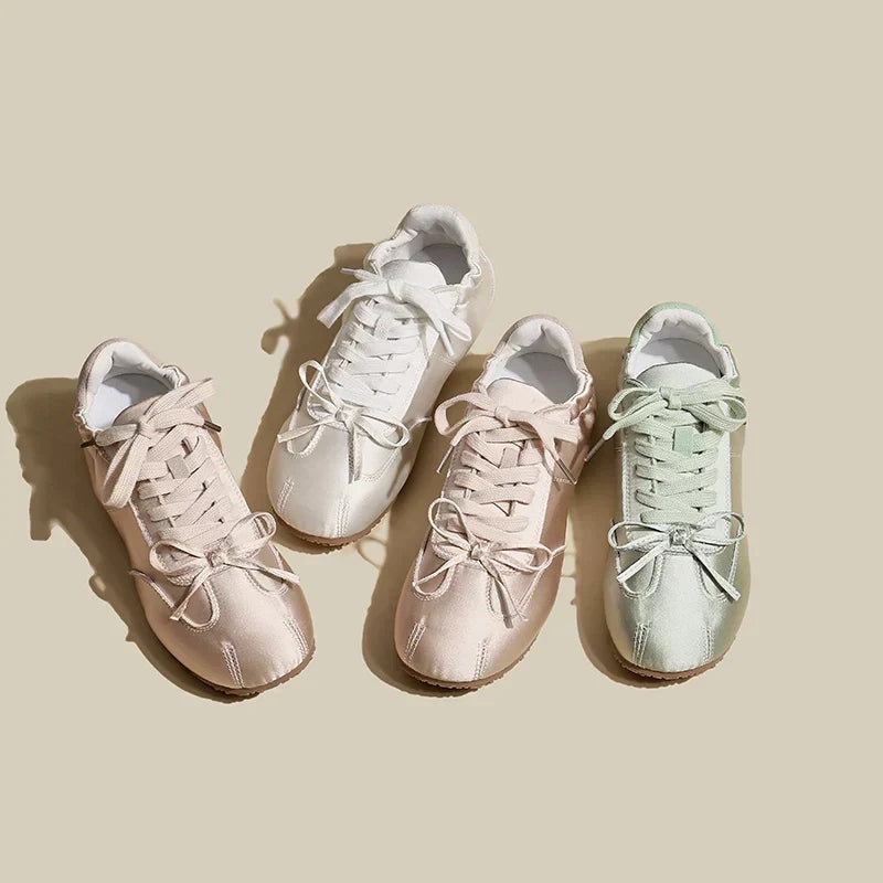Judit | Sneaker Cipő Női Fűzős Selyem Felületű