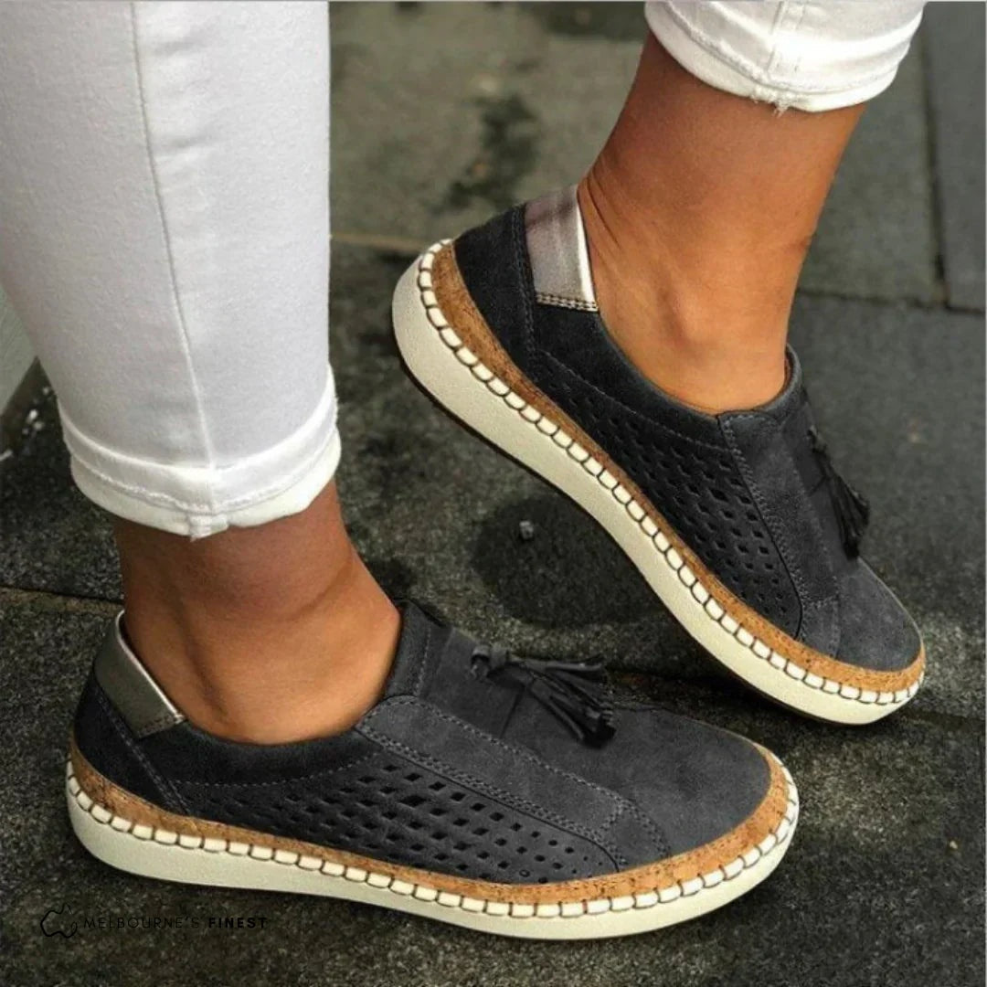 Kinga | Slip-On Sneaker Női Lyukacsos Ortopéd
