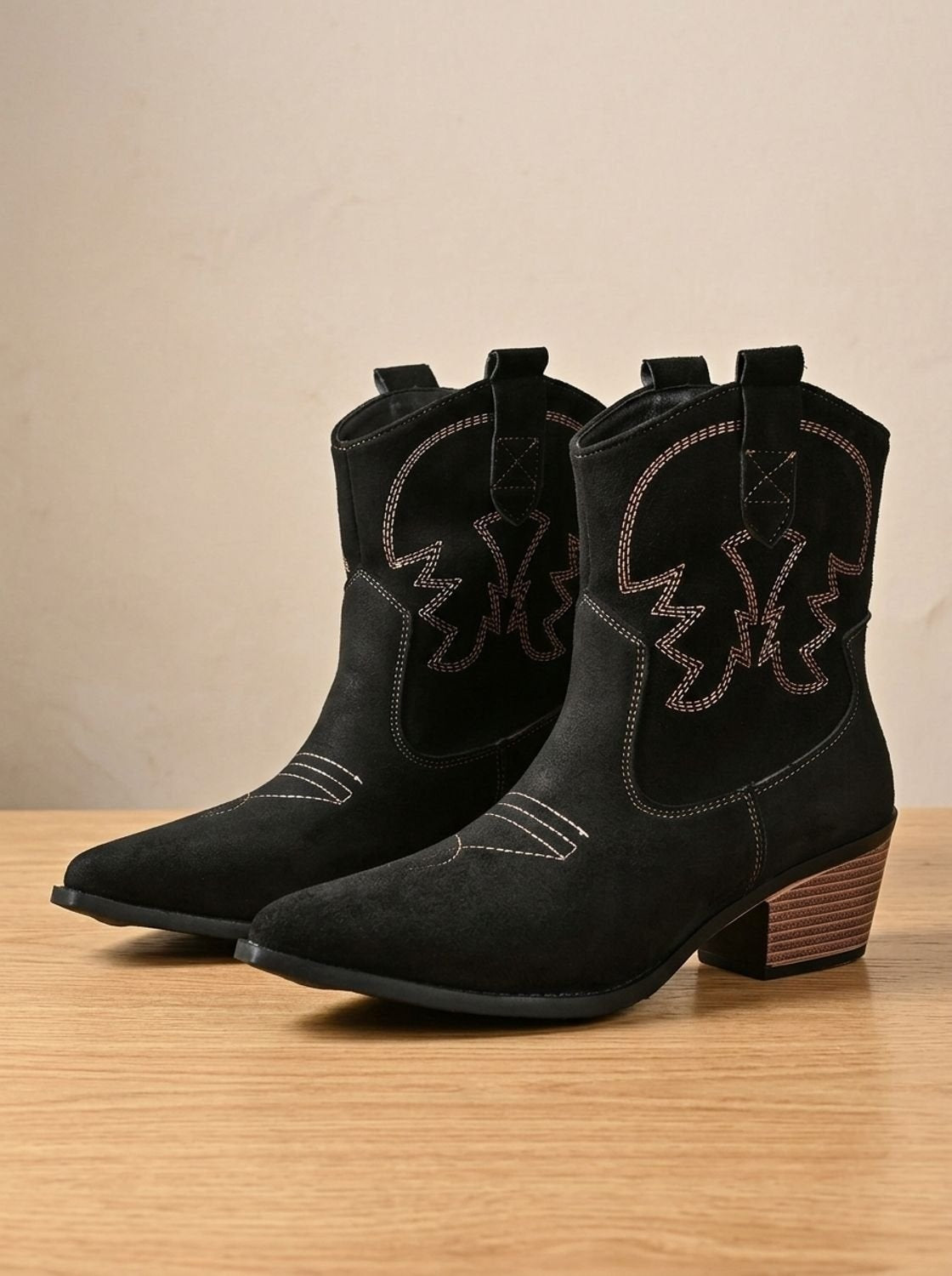 Luisa | Westernstiefelette Damen Veloursleder-Optik Blockabsatz Stickerei