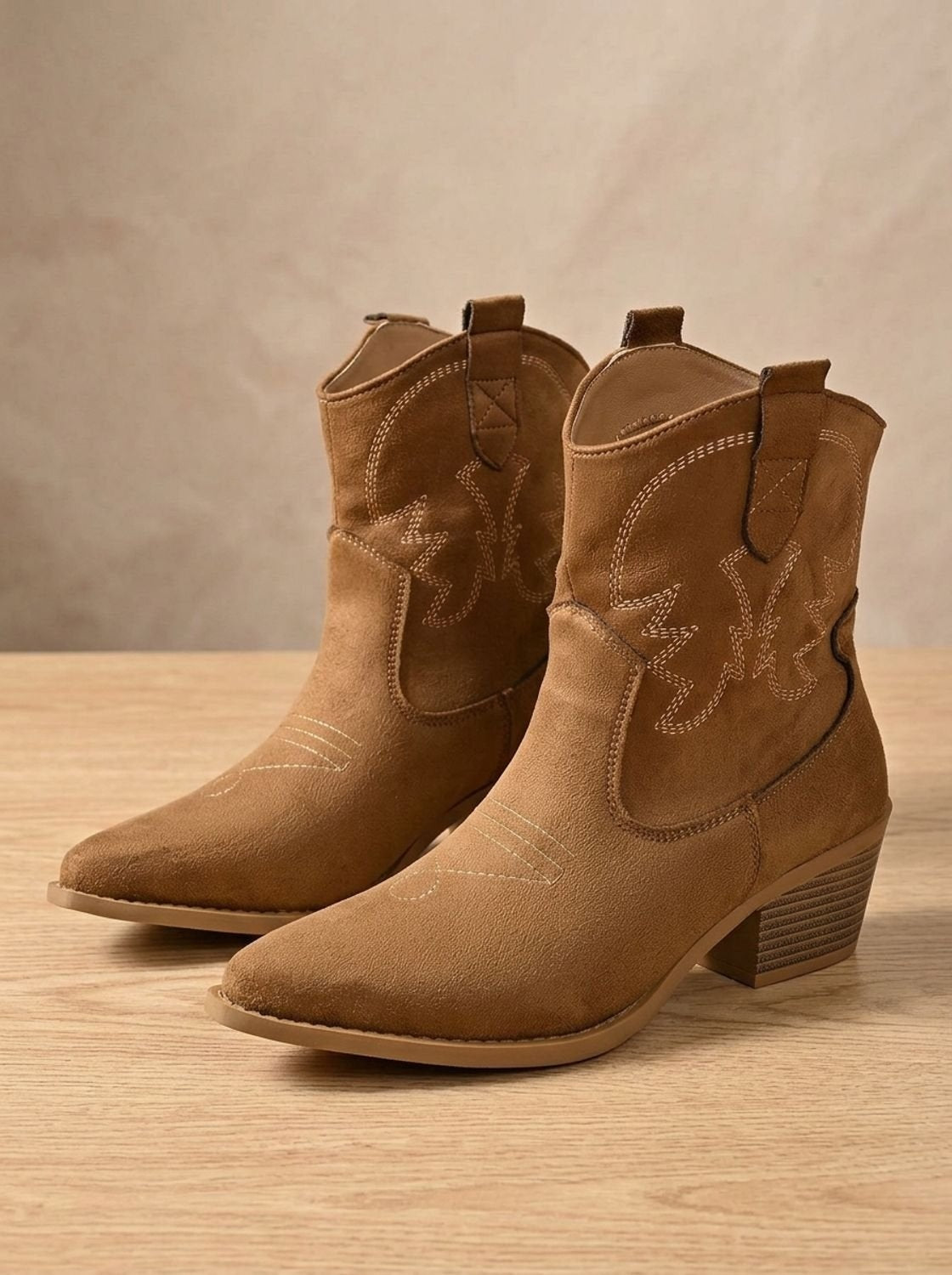 Luisa | Westernstiefelette Damen Veloursleder-Optik Blockabsatz Stickerei