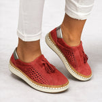 Nikolett | Slip-On Cipő Női Perforált Bojtdíszes Platform