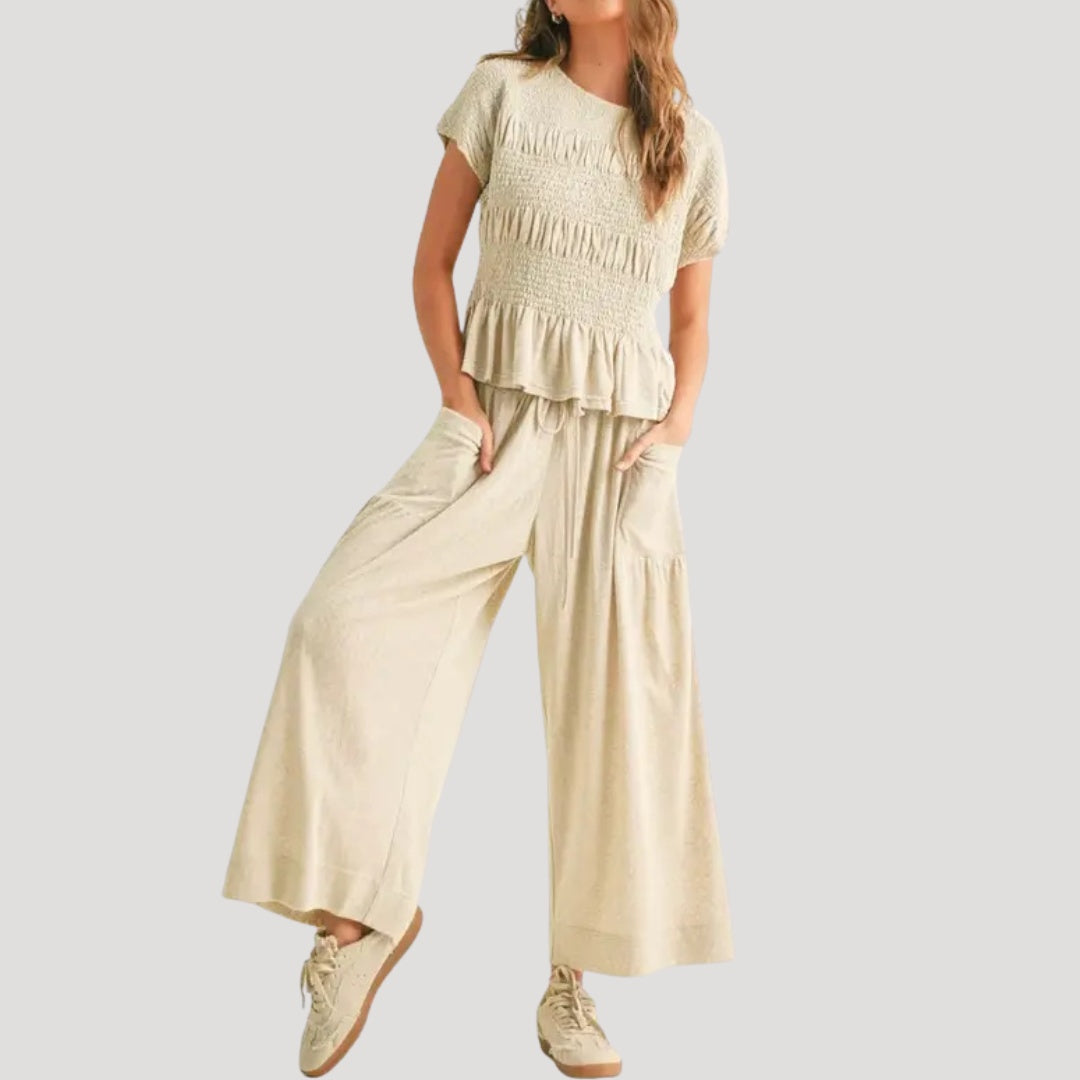 Nóra | Női Melegítő Szett Peplum Felső Széles Szárú Nadrág