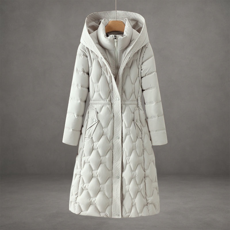 Priska | Lange Daunenjacke Damen mit Kapuze Taillenzug