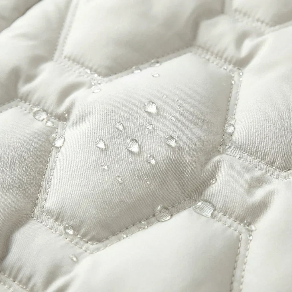 Priska | Lange Daunenjacke Damen mit Kapuze Taillenzug