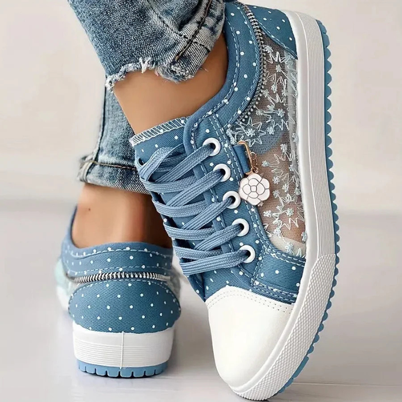 Sarolta | Denim Sneaker Női Fűzős Strassz Díszítéssel