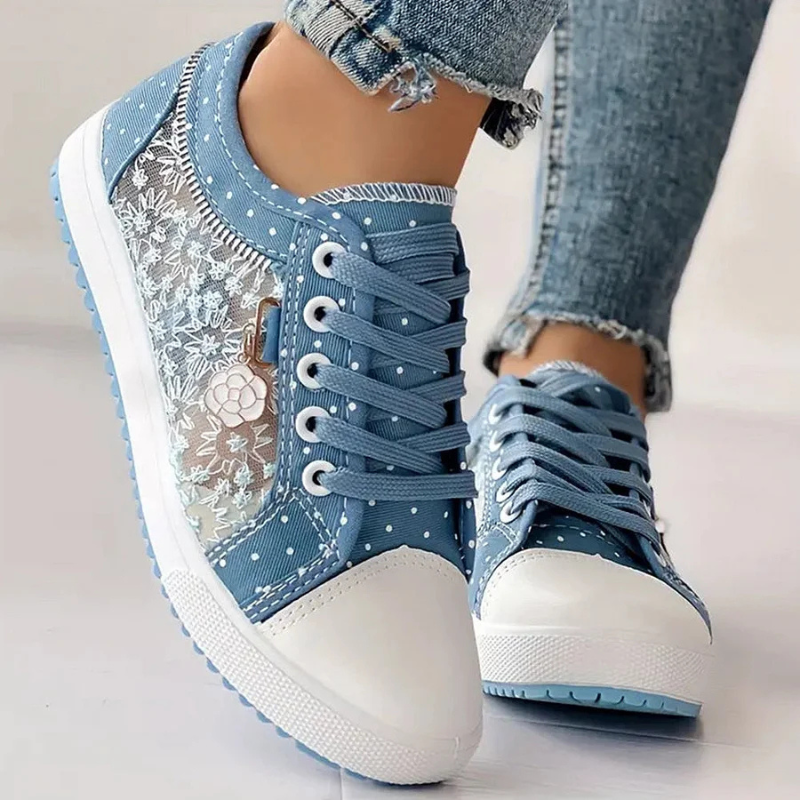 Sarolta | Denim Sneaker Női Fűzős Strassz Díszítéssel