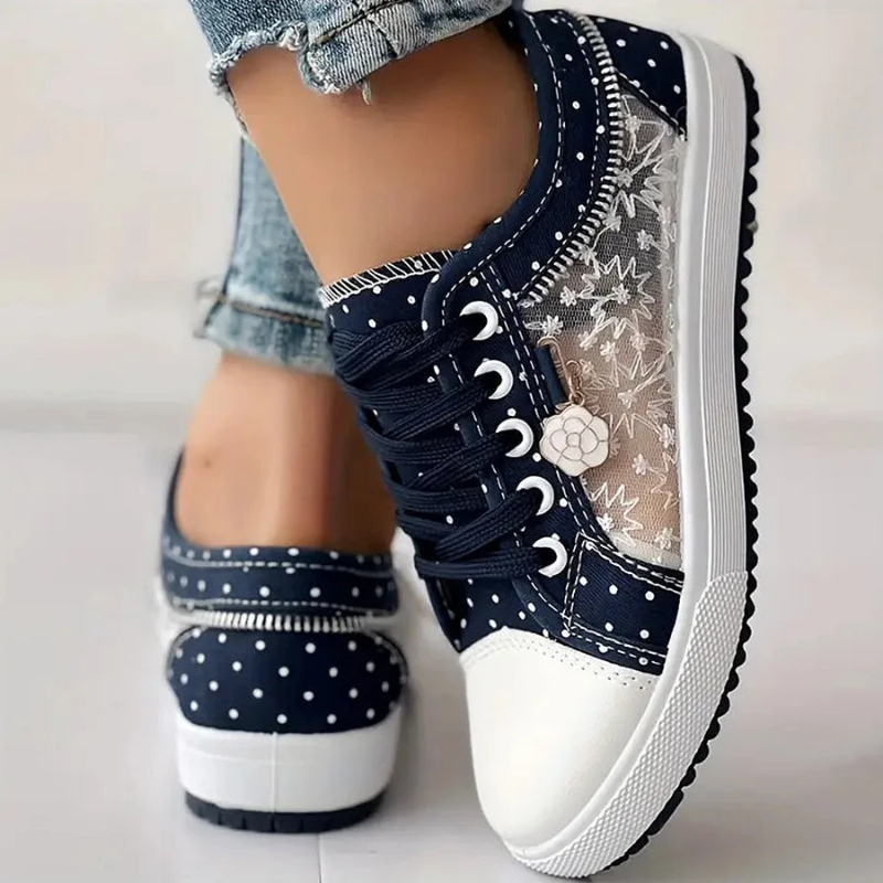 Sarolta | Denim Sneaker Női Fűzős Strassz Díszítéssel